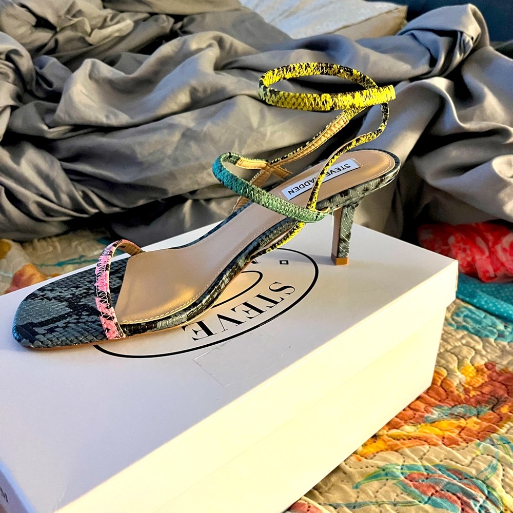Multi color strappy kitty sandals